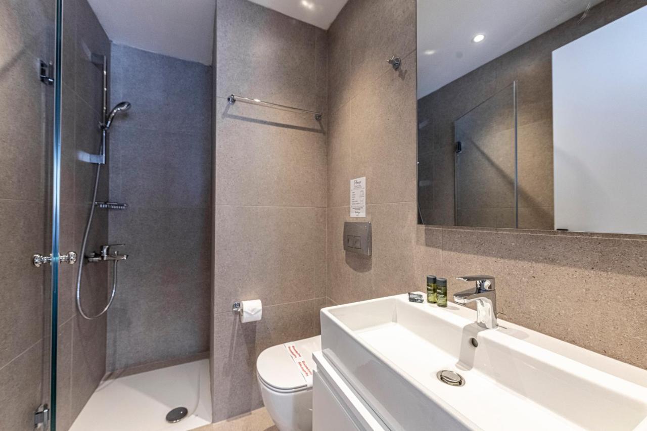 Phaedrus Living Executive Kriel Suites 001 Афины Экстерьер фото